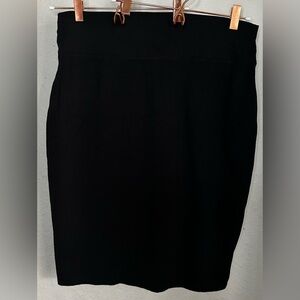 Hybrid & Company Classic Black Knit Skirt Size 1X